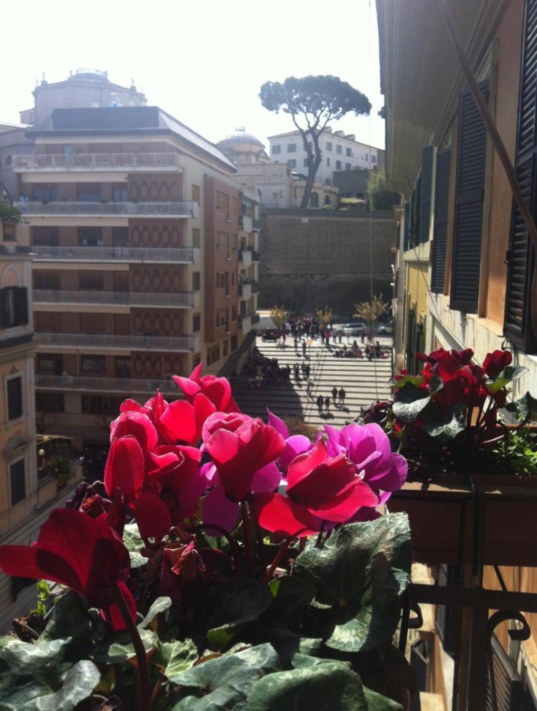 Vatican Stairs Apartment Rome Luaran gambar